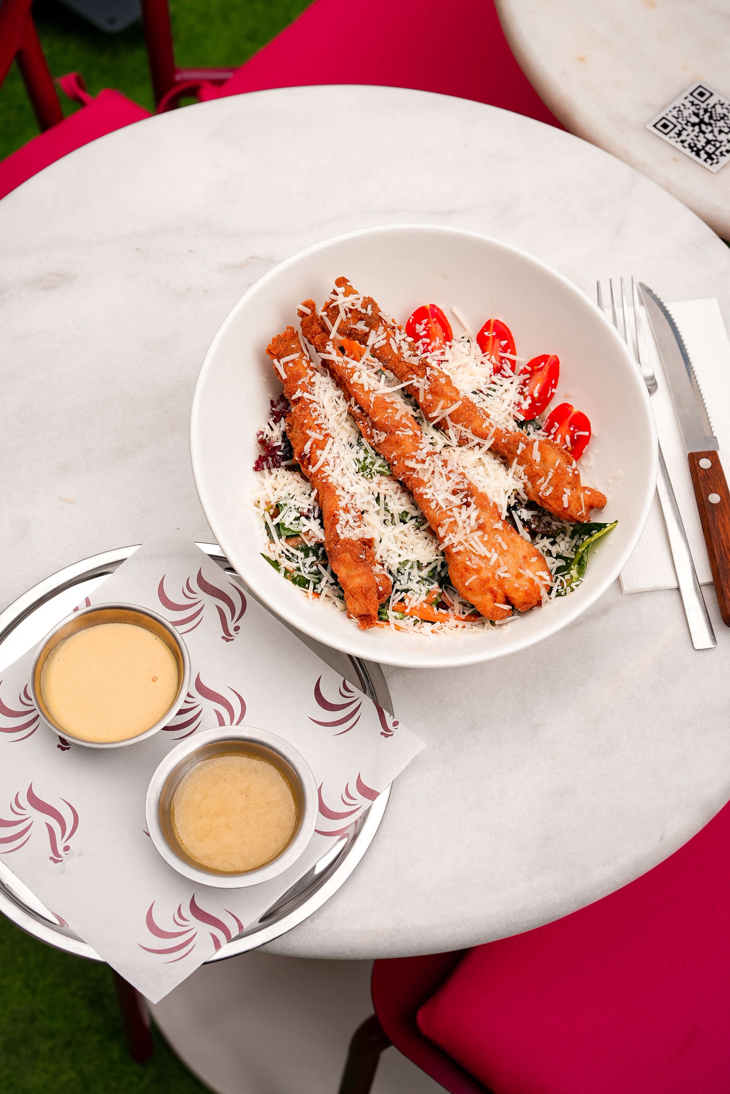 Clucky Tavuk Salatası